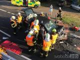 20180725191229_download (1): Video, foto: Automobilová nehoda u Rostoklat objektivem zasahujících hasičů